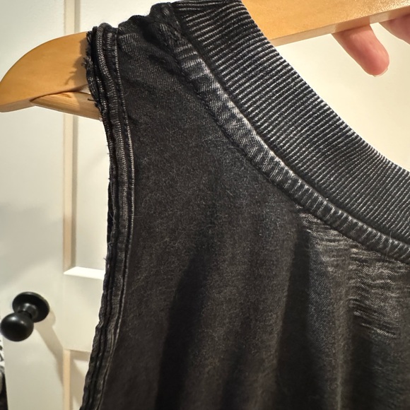 Anthropologie Black Sleeveless Top - Picture 6 of 10